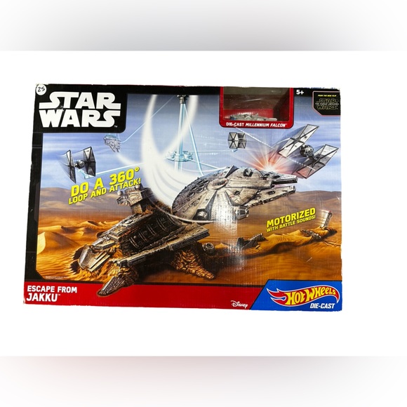 Hot Wheels Other - Hot Wheels Star Wars Escape from Jakku Playset NIB